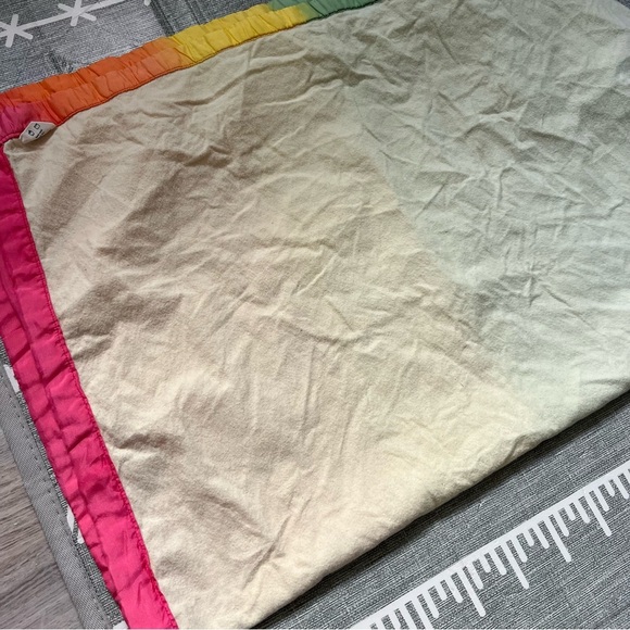 Sarah's Silks Rainbow Blanket - Picture 4 of 6